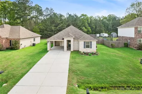 Exterior - 18397 Fox Hollow Loop, Hammond, LA 70401 photo 3 of 5