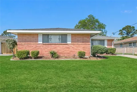 4726 Hauck Dr, New Orleans, LA 70127