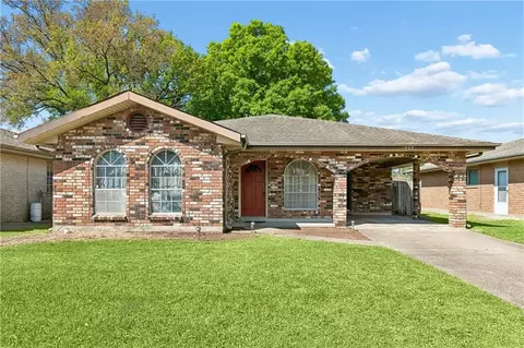 1908 Giuffrias Ave, Metairie, LA 70001