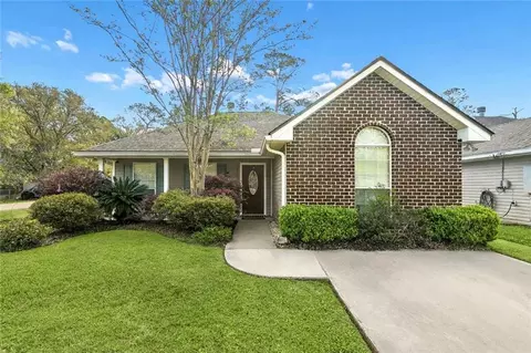 1800 Beth Dr, Slidell, LA 70458