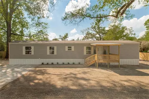 17063 E Park Ave, Hammond, LA 70403