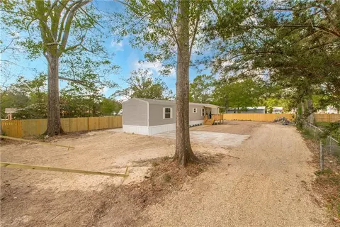 Exterior - 17063 E Park Ave, Hammond, LA 70403 photo 5 of 6