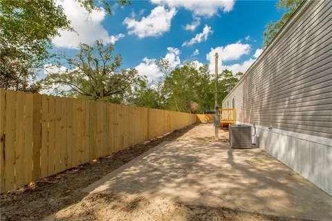 Exterior - 17063 E Park Ave, Hammond, LA 70403 photo 6 of 6