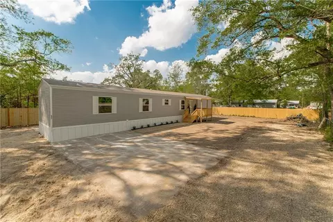 Exterior - 17063 E Park Ave, Hammond, LA 70403 photo 2 of 6