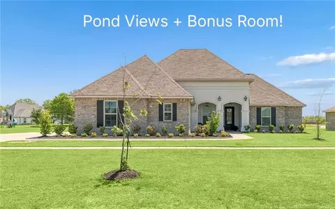 717 Deer Fork Xing, Covington, LA 70435