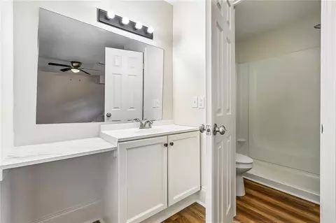 Bath - 6500 4th St, Violet, LA 70092 photo 1 of 2