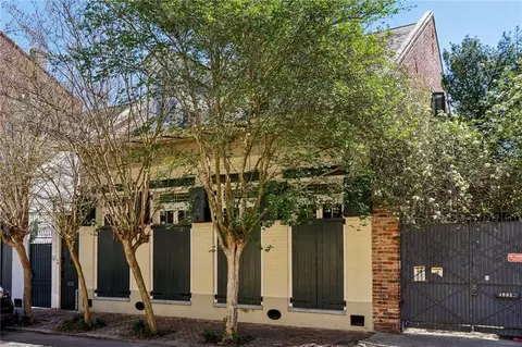 1114 Burgundy St, New Orleans, LA 70116