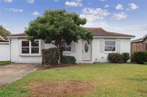 2808 Pritchard Rd, Marrero, LA 70072