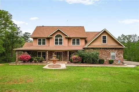 60 Bleu Lake Dr, Covington, LA 70435