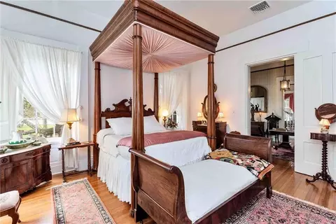 Bedroom - 305 S Broadway St, Natchez, MS 39120 photo 2 of 11