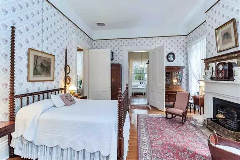 Bedroom - 305 S Broadway St, Natchez, MS 39120 photo 3 of 11