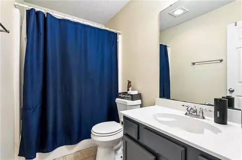 Bath - 1097 Clairise Ct, Slidell, LA 70461 photo 3 of 3