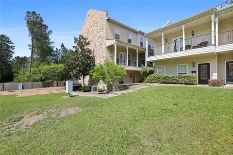 19320 Riverview Ct #100, Covington, LA 70433