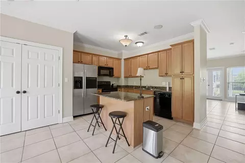 Kitchen - 19320 Riverview Ct #100, Covington, LA 70433 photo 2 of 2