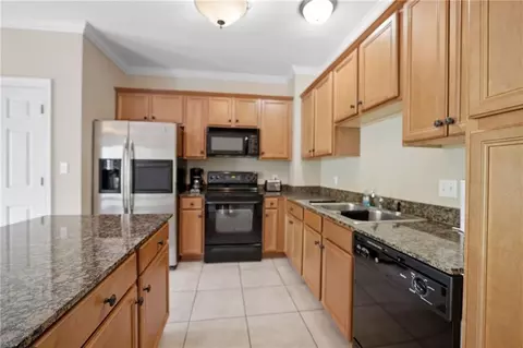 Kitchen - 19320 Riverview Ct #100, Covington, LA 70433 photo 1 of 2