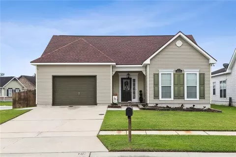 2621 Cedar Creek St, Marrero, LA 70072