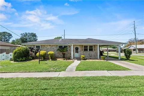 1512 N Turnbull Dr, Metairie, LA 70001