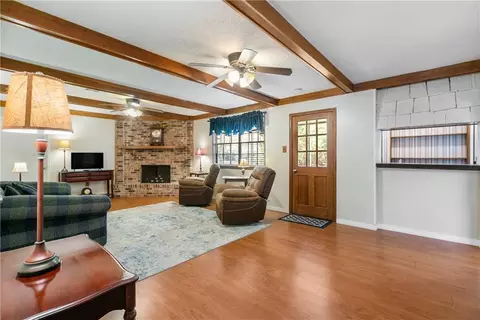 Living - 431 Nighthawk Dr, Slidell, LA 70461 photo 2 of 3
