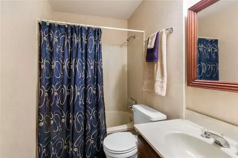 Bath - 431 Nighthawk Dr, Slidell, LA 70461 photo 2 of 2