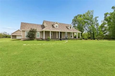 28076 Starry Night Ln, Folsom, LA 70437
