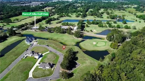 122 Wateredge Cir, Carencro, LA 70520