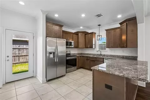 Kitchen - 918 Paul Fredrick St, Luling, LA 70070 photo 1 of 1