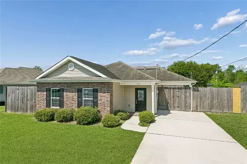 918 Paul Fredrick St, Luling, LA 70070