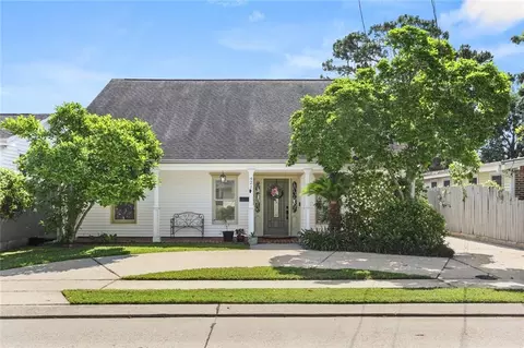 421 Oaklawn Dr, Metairie, LA 70005