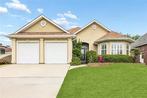 222 Constellation Dr, Slidell, LA 70458
