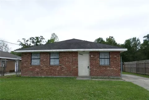 1408 Green Ave, Saint Bernard, LA 70085