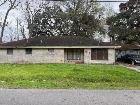 2039 Lawrence St, New Orleans, LA 70114