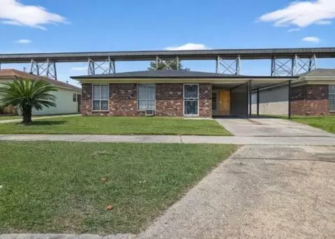 1008 Hooter Rd, Bridge City, LA 70094
