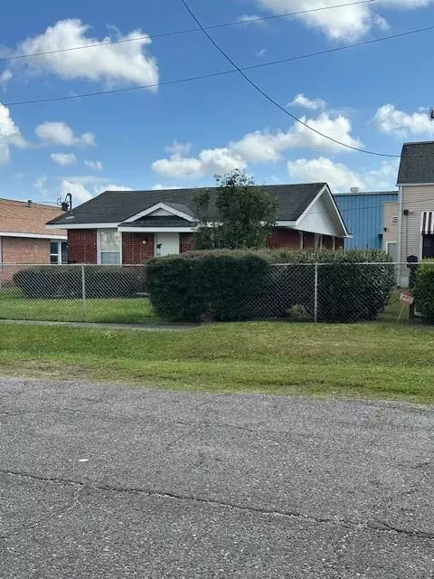 507 Fats Domino Ave, New Orleans, LA 70117