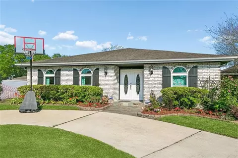 1705 Persimmon Ave, Metairie, LA 70001