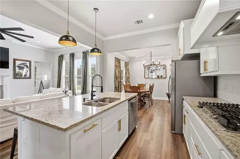 Kitchen - 21497 Bluefin Dr, Springfield, LA 70462 photo 3 of 3