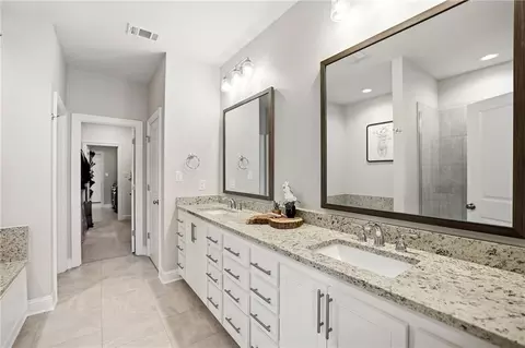 Entry Way - 21497 Bluefin Dr, Springfield, LA 70462 photo 1 of 2