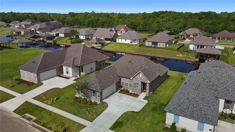 View/Area - 21497 Bluefin Dr, Springfield, LA 70462 photo 1 of 4