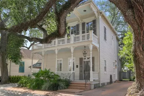 206 Audubon St, New Orleans, LA 70118