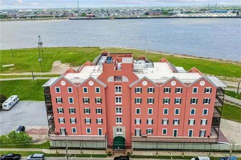 330 Morgan St #606, New Orleans, LA 70114