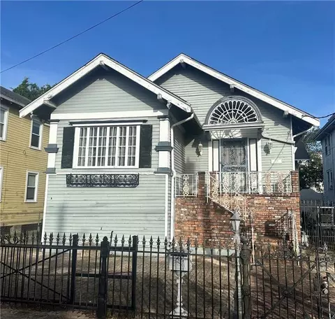 1914 Broadway St, New Orleans, LA 70118