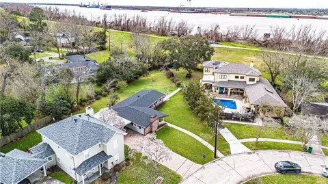 117 E Henfer Ave, River Ridge, LA 70123