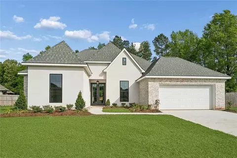 39731 Bluff Ct, Ponchatoula, LA 70454