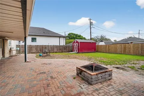 Exterior - 45 E Carmack Dr, Chalmette, LA 70043 photo 4 of 7
