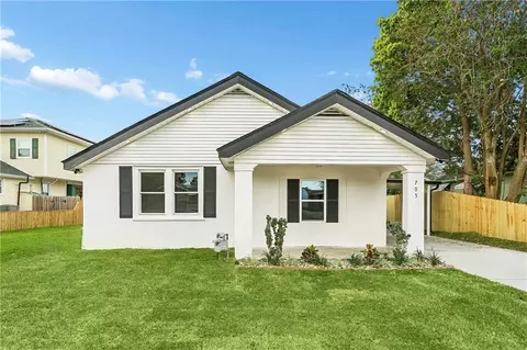 705 5th Ave, Harvey, LA 70058