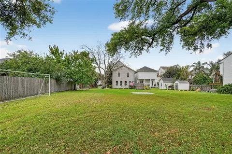 337 Stafford Pl, New Orleans, LA 70124