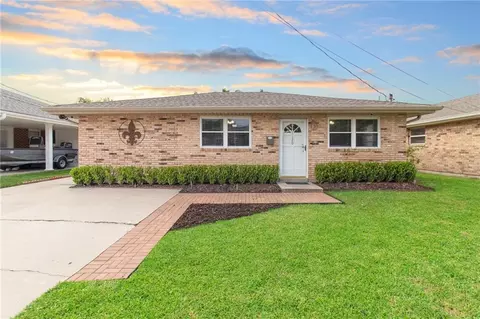 1120 Trudeau Dr, Metairie, LA 70003