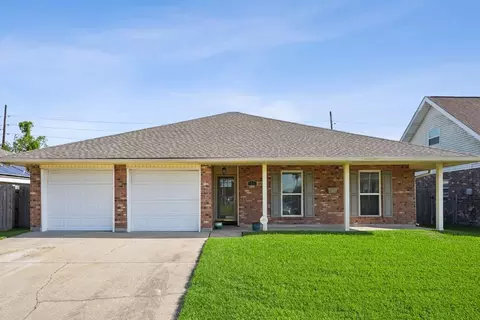 33 Sawgrass Dr, Laplace, LA 70068