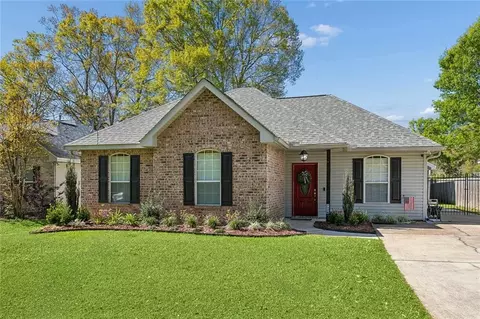 2320 Mcnamara St, Mandeville, LA 70448