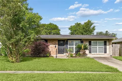 2804 N Turnbull Dr, Metairie, LA 70002
