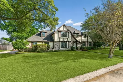 2131 Marion Dr, Laplace, LA 70068